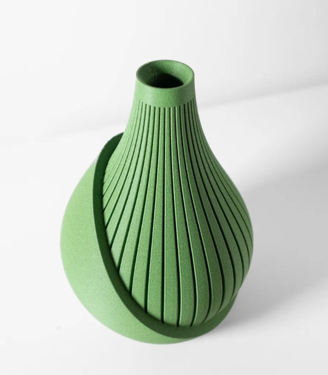 Yovi Vase – Modern 3D-Printed Decorative Vase for Elegant Spaces