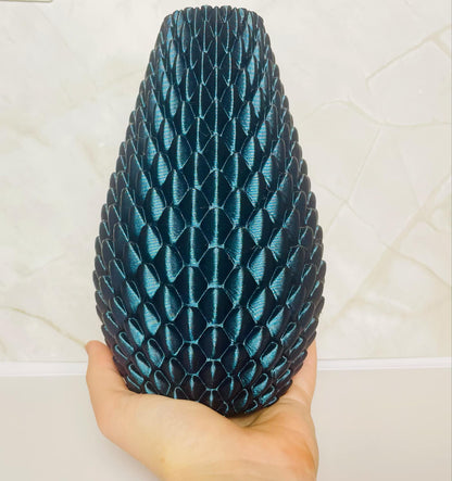 Dragonscale Elegance Vase – A Mythical Masterpiece for Your Space